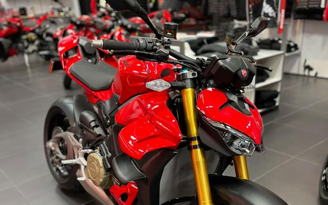 2026 Ducati Streetfighter V4 S
