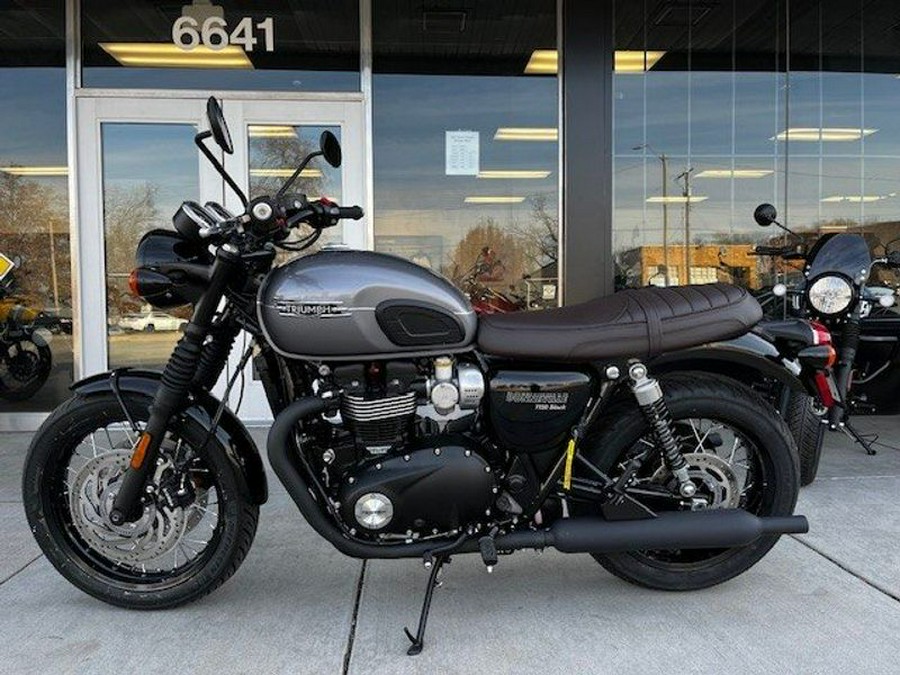 New 2024 Triumph BONNE T120 BLACK Motorcycle in Kansas City, MO