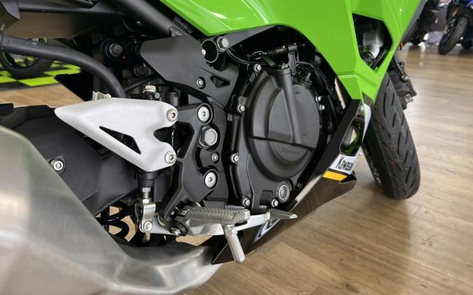 2025 Kawasaki Ninja 500 KRT Edition
