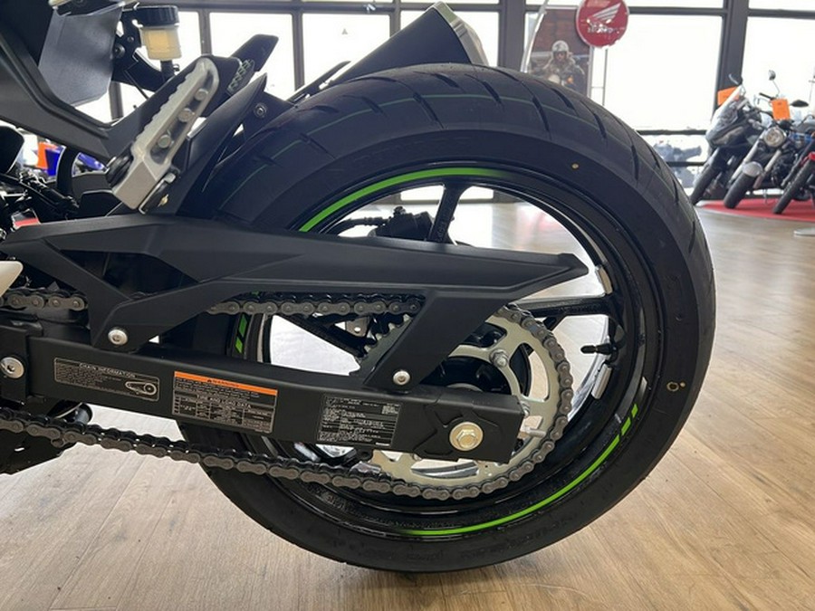 2025 Kawasaki Ninja 500 KRT Edition