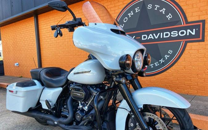 2020 Harley-Davidson® FLHXS - Street Glide® Special