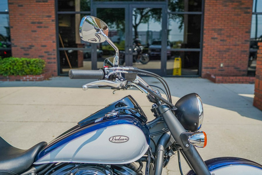 2026 Kawasaki Vulcan 900 Classic