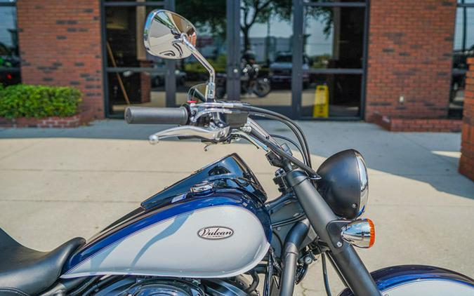 2026 Kawasaki Vulcan 900 Classic