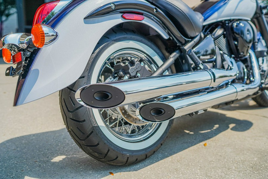 2026 Kawasaki Vulcan 900 Classic