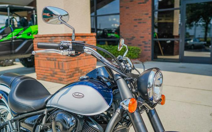 2026 Kawasaki Vulcan 900 Classic