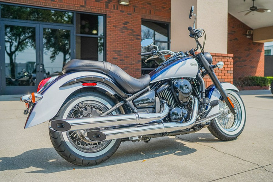 2026 Kawasaki Vulcan 900 Classic
