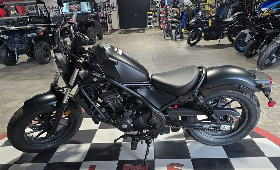 2026 Honda® Rebel 300 E-Clutch