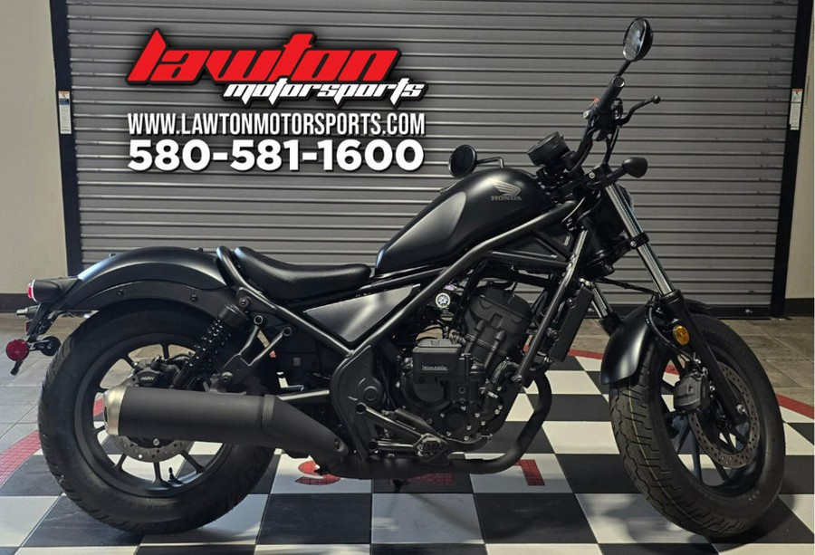 2026 Honda® Rebel 300 E-Clutch