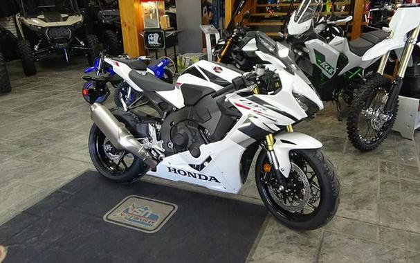 2027 Honda CBR1000RR