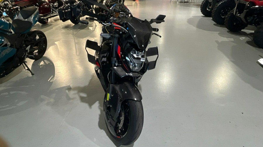 2023 BMW M 1000 R