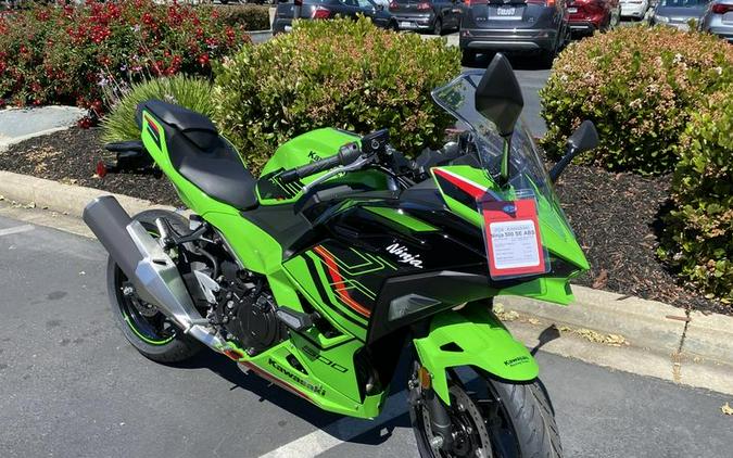 2024 Kawasaki Ninja 500 Review [14 Fast Facts]