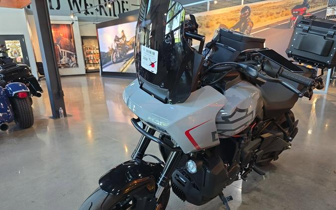 RA1250ST 2025 Pan America® 1250 ST