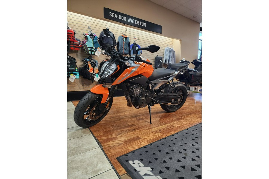 2019 KTM 790 Duke