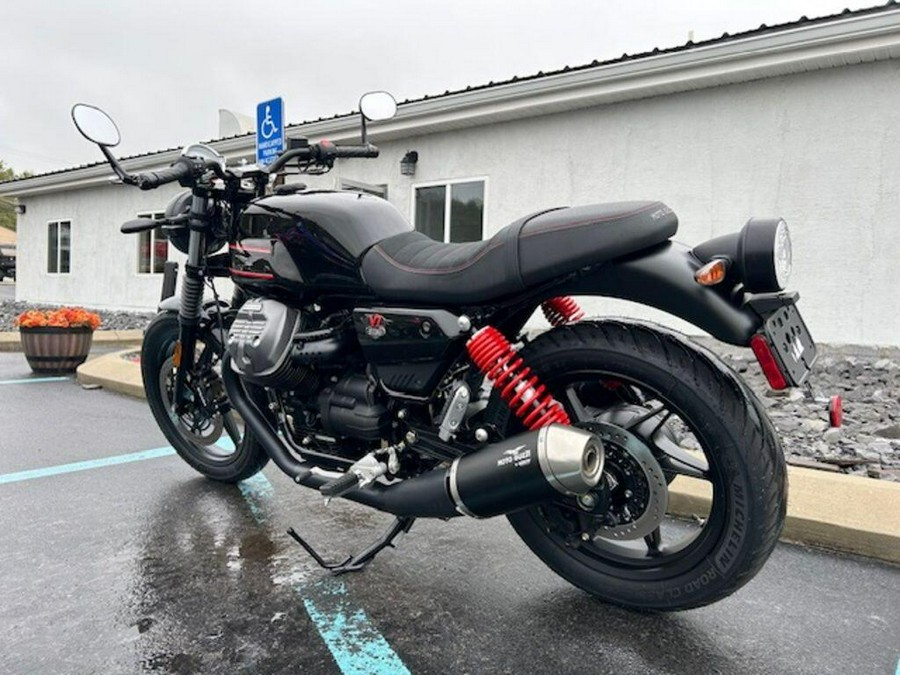 2024 Moto Guzzi V7 Special Edition