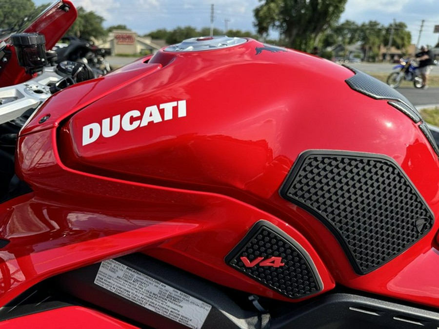 2021 Ducati Panigale V4 Ducati Red