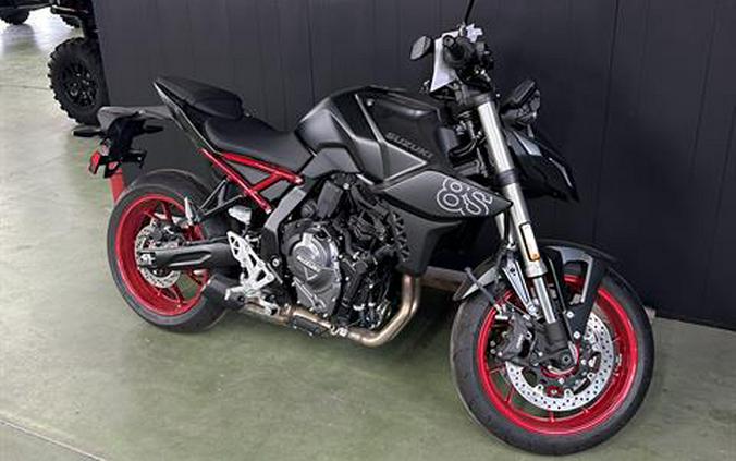 2025 Suzuki GSX-8S