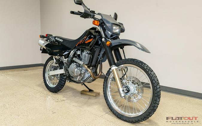 2026 DR650S - Suzuki