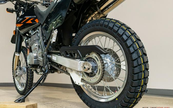 2026 DR650S - Suzuki