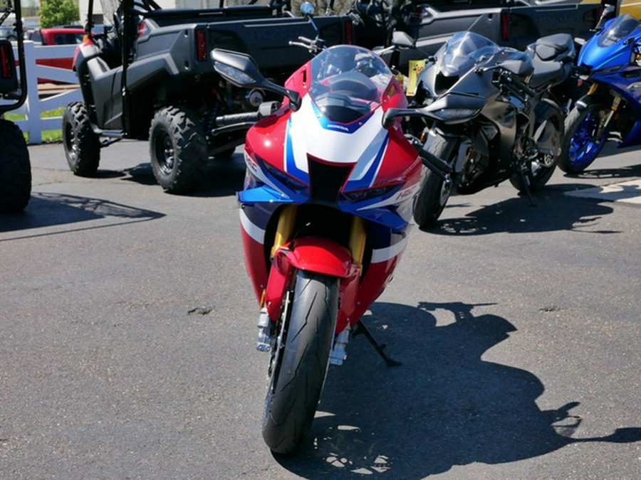 2026 Honda CBR1000RR-R Fireblade SP