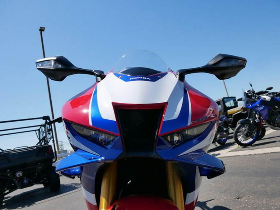 2026 Honda CBR1000RR-R Fireblade SP