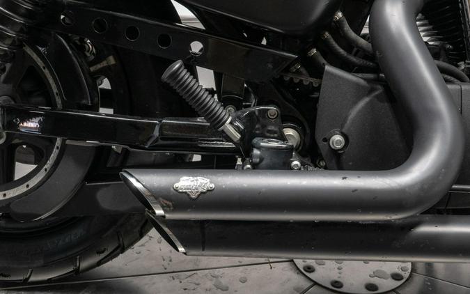 2016 HARLEY-DAVIDSON XL883N IRON 883 in Black Denim with 4,787 miles