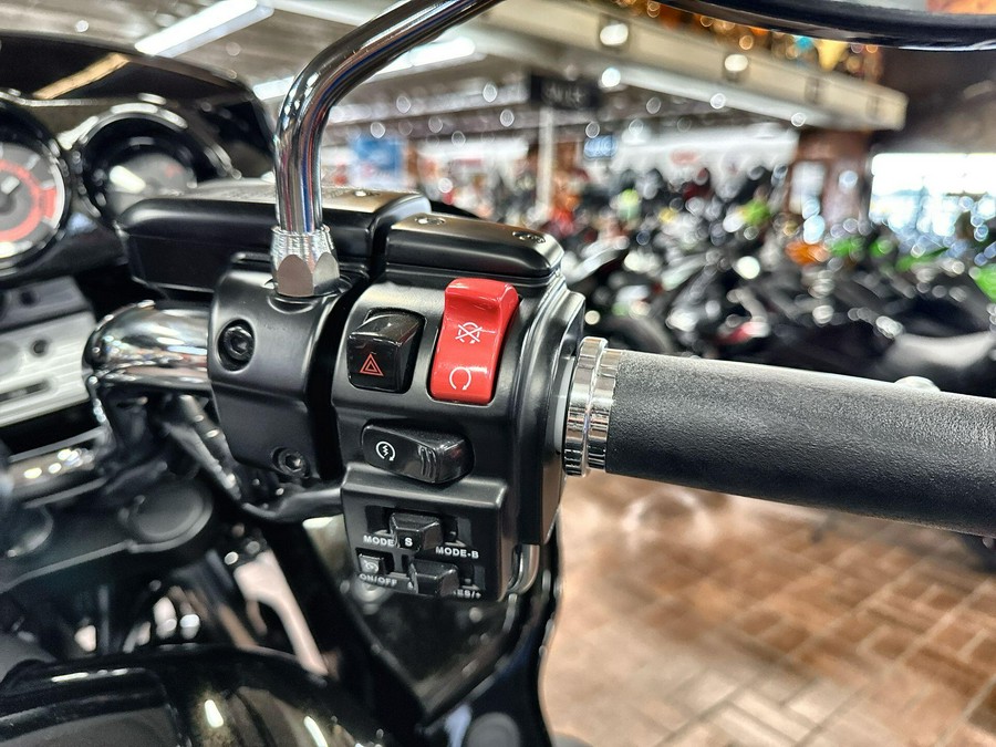 2025 Kawasaki VULCAN 1700 VAQUERO ABS