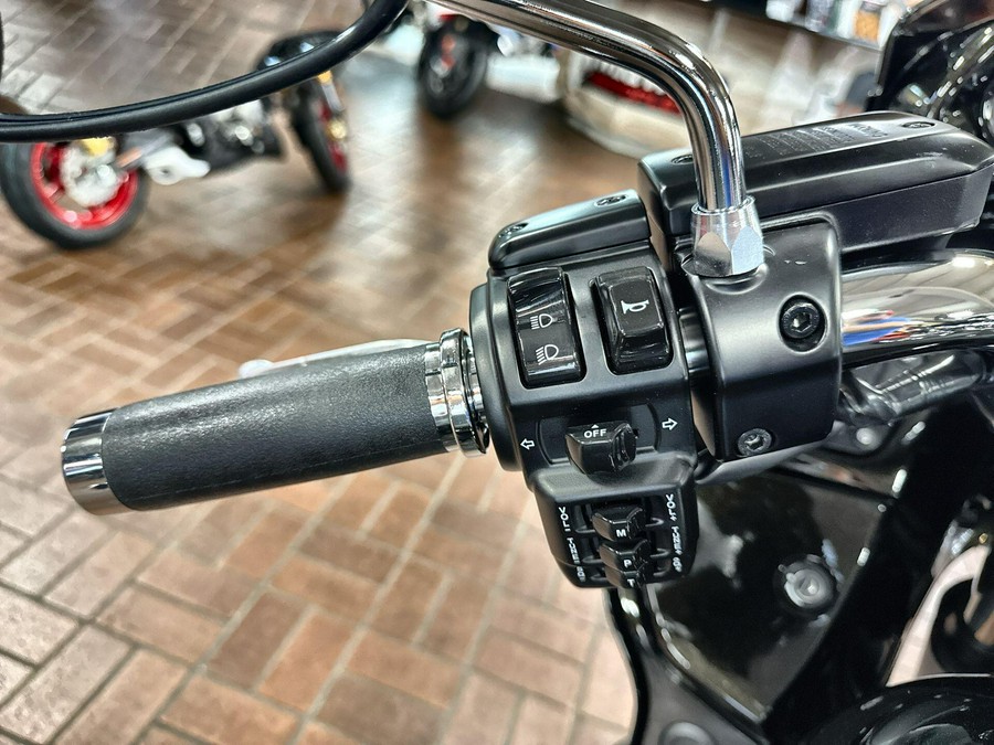 2025 Kawasaki VULCAN 1700 VAQUERO ABS