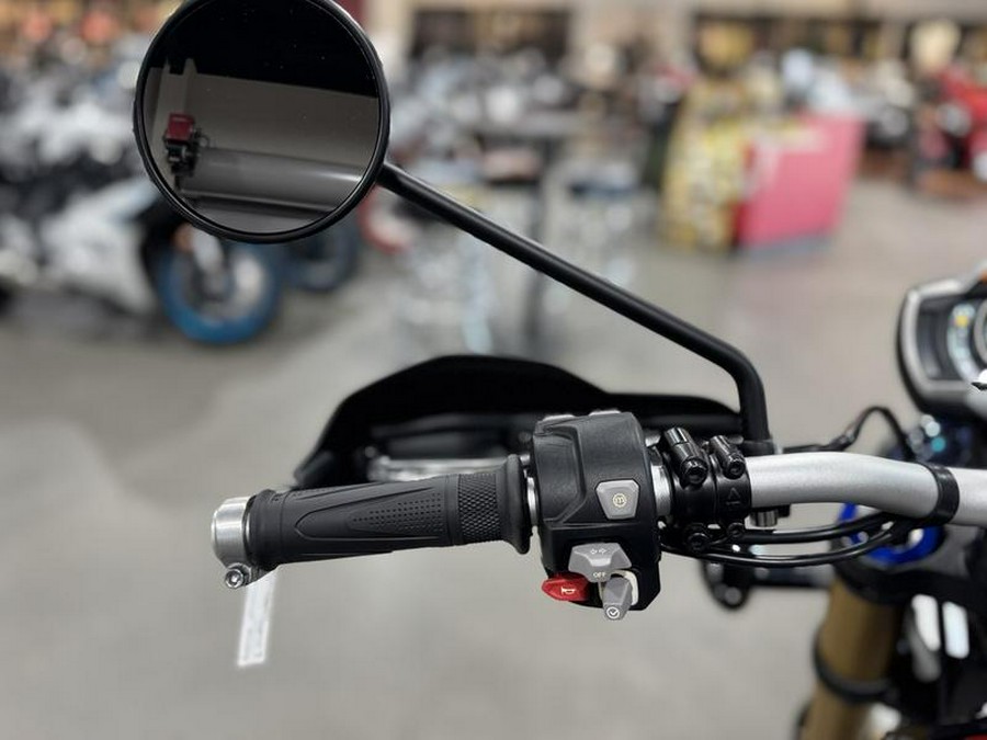 2024 Triumph Scrambler 1200 XE Phantom Black / Storm Grey