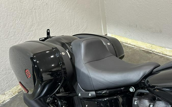 2025 Harley-Davidson Low Rider® ST Midnight Firestorm - Black Finish