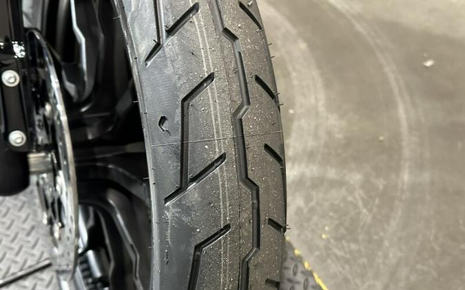 2025 Harley-Davidson Low Rider® ST Midnight Firestorm - Black Finish