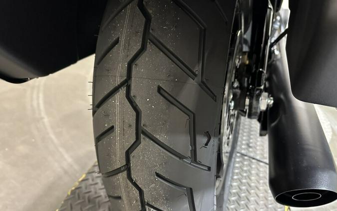 2025 Harley-Davidson Low Rider® ST Midnight Firestorm - Black Finish