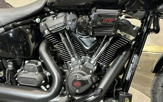 2025 Harley-Davidson Low Rider® ST Midnight Firestorm - Black Finish