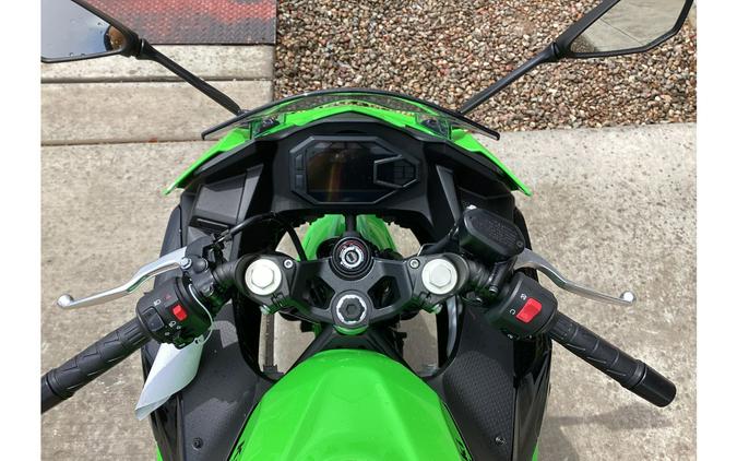 2025 Kawasaki Ninja® 500 KRT Edition