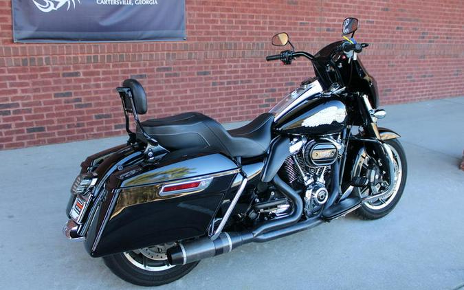 2022 Harley-Davidson® FLHP