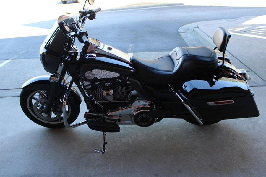 2022 Harley-Davidson® FLHP