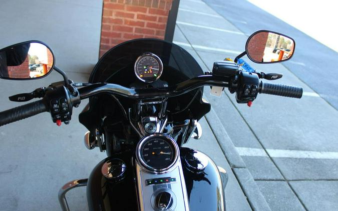 2022 Harley-Davidson® FLHP