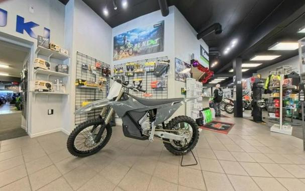 2025 Stark VARG Alpha 18"_80HP