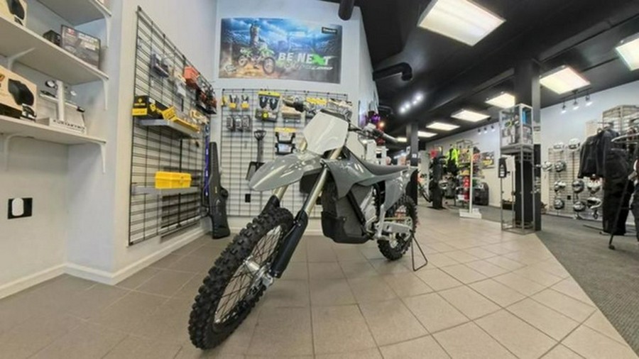 2025 Stark VARG Alpha 18"_80HP