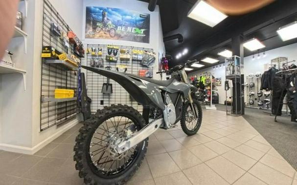 2025 Stark VARG Alpha 18"_80HP