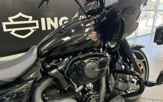 2025 Harley-Davidson® Road Glide® Midnight Firestorm - Black Finish