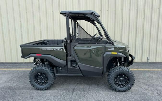 2026 Honda Pioneer 1000 Deluxe