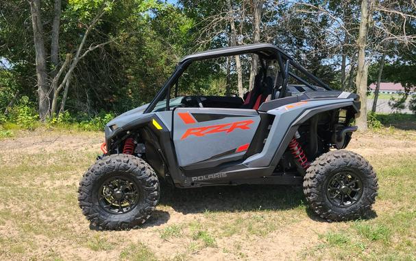 2026 Polaris RZR XP 1000 ULTIMATE STEALTH GRAY