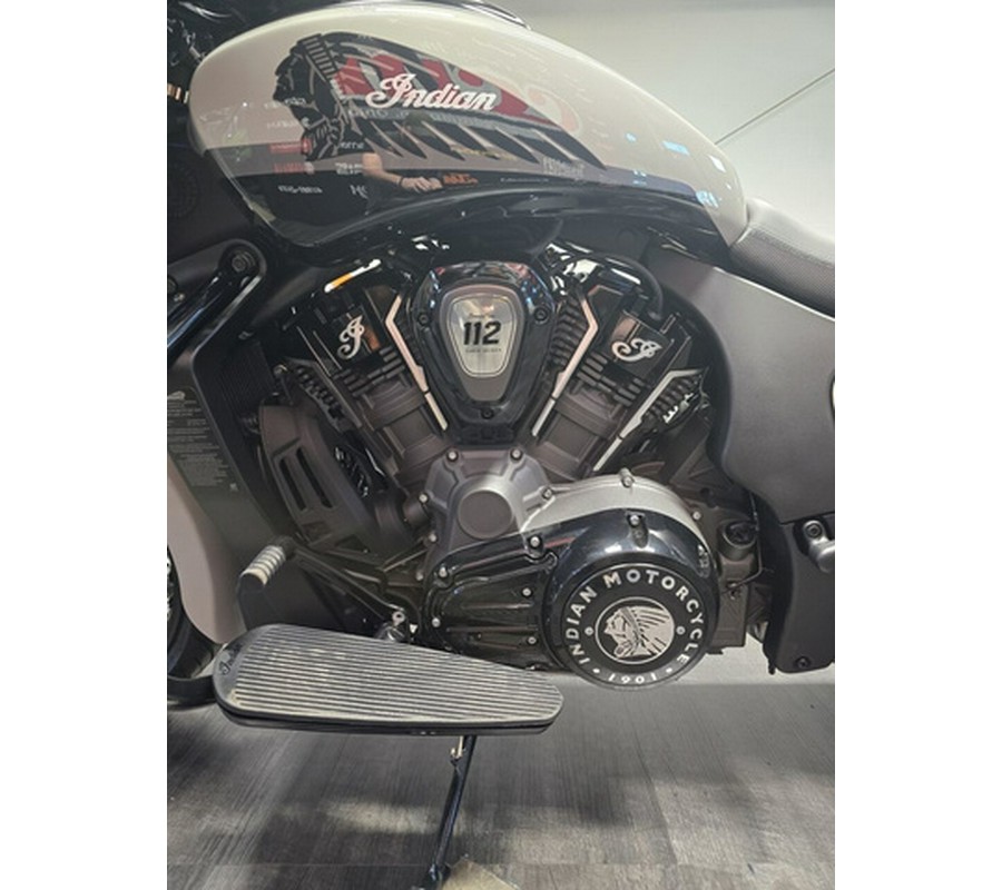 2026 Indian CHIEFTAIN POWERPLUS DARK HORSE + 112 PACKAGE