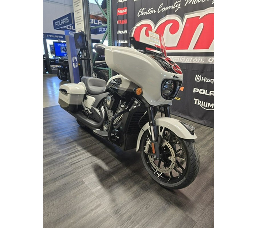 2026 Indian CHIEFTAIN POWERPLUS DARK HORSE + 112 PACKAGE