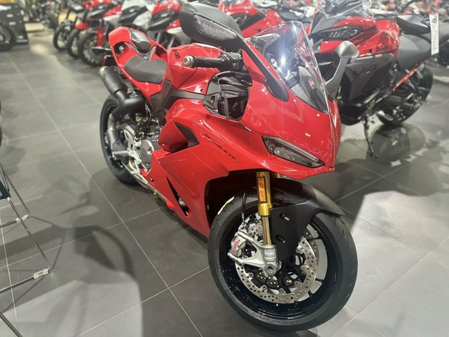 2025 Ducati PANIGALE V2 S 896