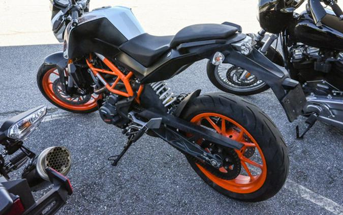 2016 KTM Duke 390
