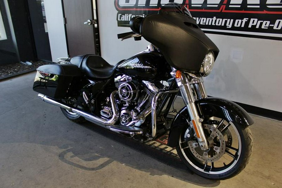 2015 Harley-Davidson® FLHX - Street Glide®