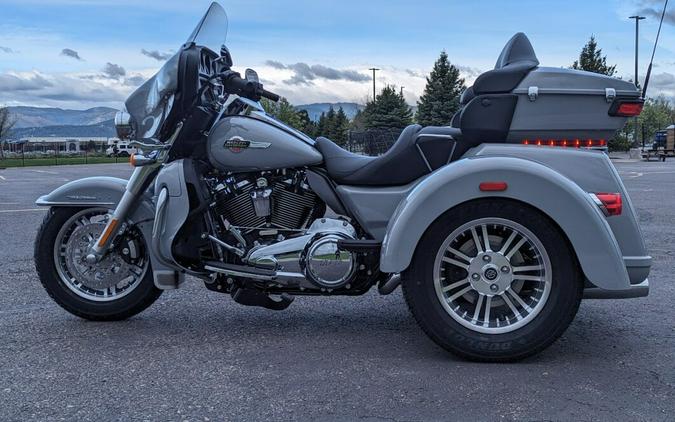 2024 Harley-Davidson Tri Glide Ultra Billiard Gray