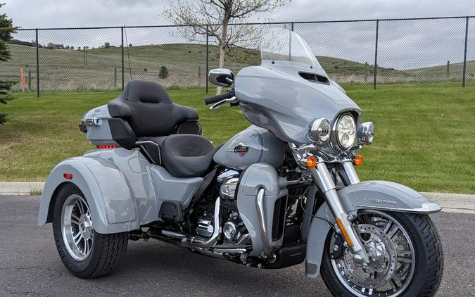 2024 Harley-Davidson Tri Glide Ultra Billiard Gray