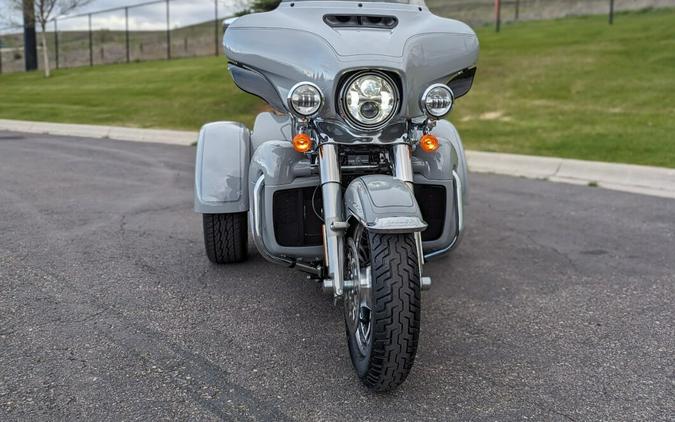 2024 Harley-Davidson Tri Glide Ultra Billiard Gray